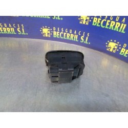 Recambio de mando elevalunas delantero izquierdo para peugeot 206 berlina xr referencia OEM IAM   