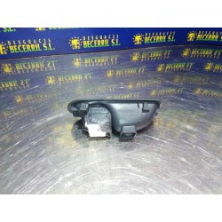 Recambio de mando elevalunas trasero izquierdo para renault megane ii berlina 5p confort expression referencia OEM IAM 820031502