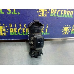 Recambio de mando elevalunas delantero derecho para toyota corolla verso (e12) 2.0 d-4d linea sol referencia OEM IAM   