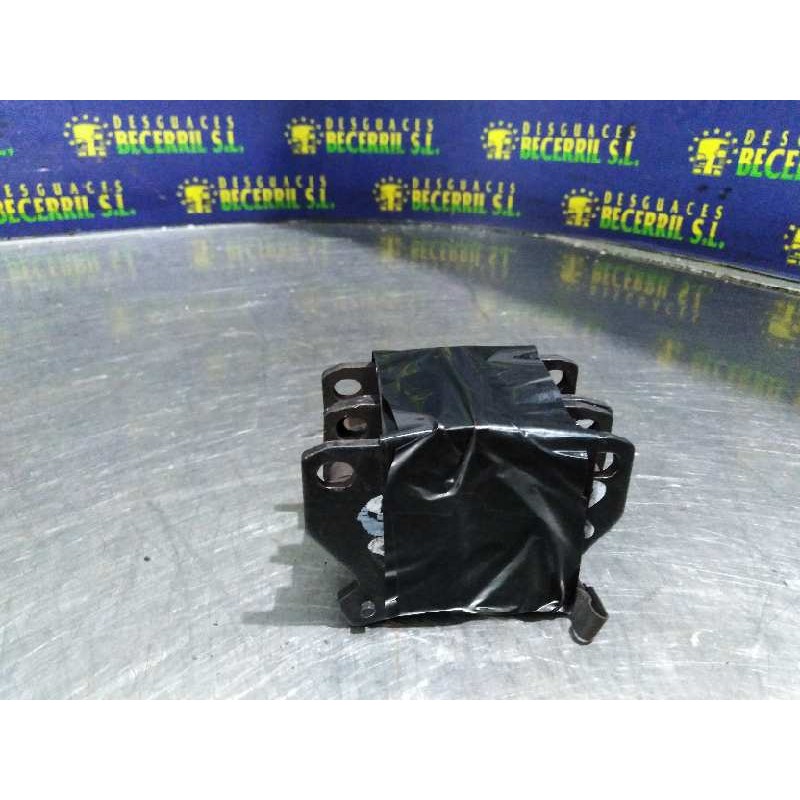Recambio de pastillas de freno traseras para toyota corolla verso (e12) 2.0 d-4d linea sol referencia OEM IAM Recambio de pastillas de freno traseras para toyota corolla verso (e12) 2.0 d-4d linea sol referencia OEM IAM