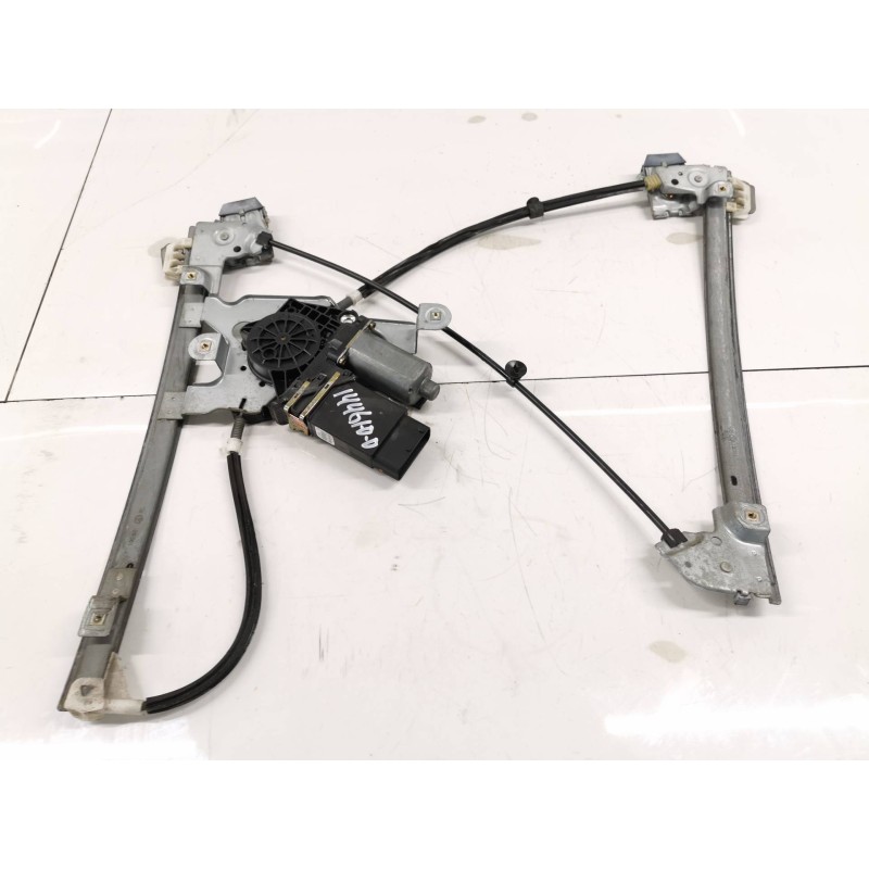 Recambio de elevalunas delantero derecho para skoda octavia berlina (1u2) ambiente referencia OEM IAM Recambio de elevalunas delantero derecho para skoda octavia berlina (1u2) ambiente referencia OEM IAM