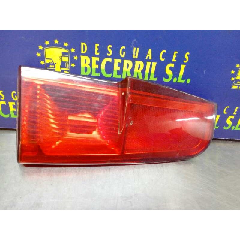 Recambio de piloto trasero central derecho para fiat punto berlina (188) 1.4 16v dynamic referencia OEM IAM Recambio de piloto trasero central derecho para fiat punto berlina (188) 1.4 16v dynamic referencia OEM IAM