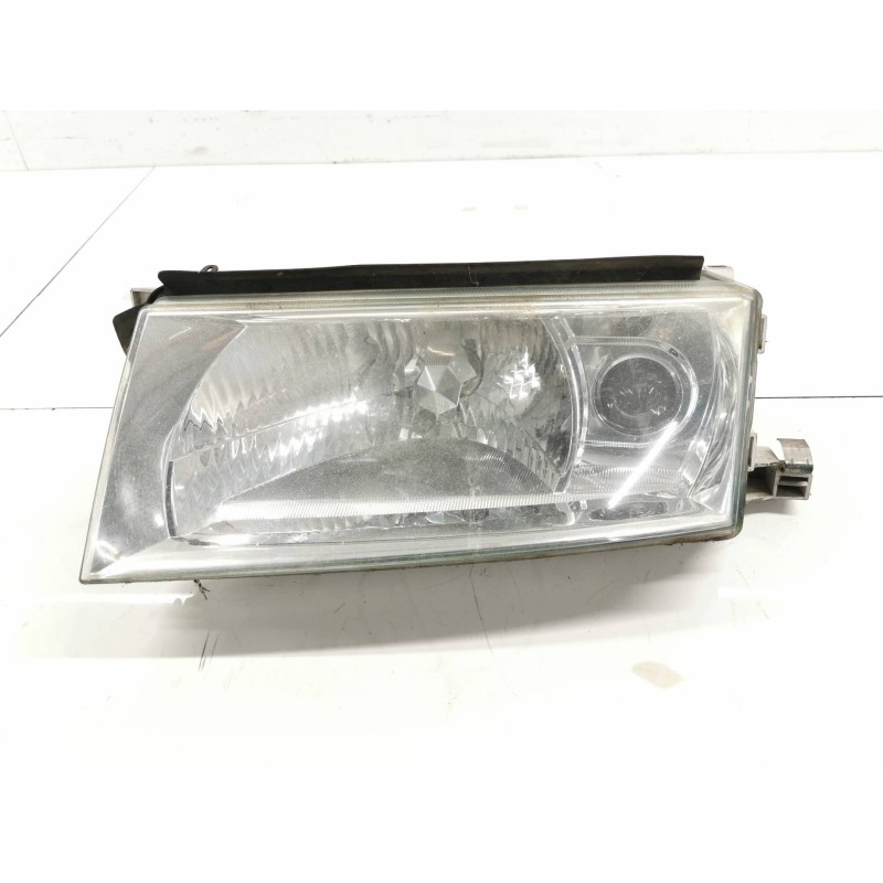 Recambio de faro izquierdo para skoda octavia berlina (1u2) ambiente referencia OEM IAM Recambio de faro izquierdo para skoda octavia berlina (1u2) ambiente referencia OEM IAM
