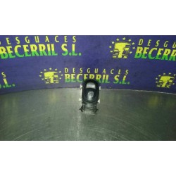 Recambio de mando elevalunas delantero derecho para mercedes clase c (w203) berlina 200 compressor (203.045) referencia OEM IAM 