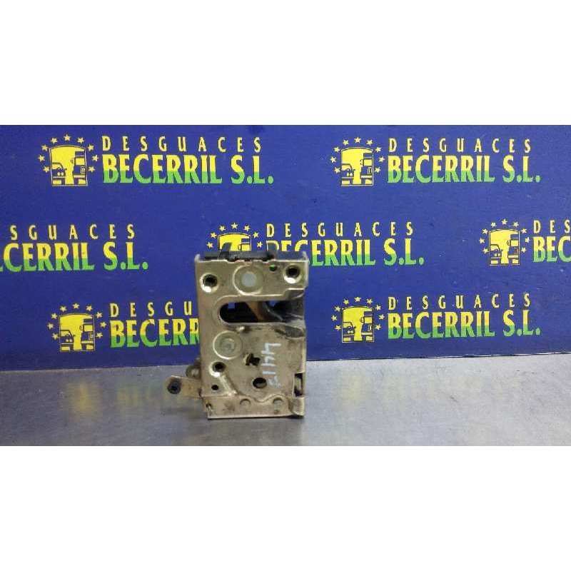 Recambio de cerradura puerta delantera derecha para peugeot 205 berlina 1.1 mito referencia OEM IAM Recambio de cerradura puerta delantera derecha para peugeot 205 berlina 1.1 mito referencia OEM IAM