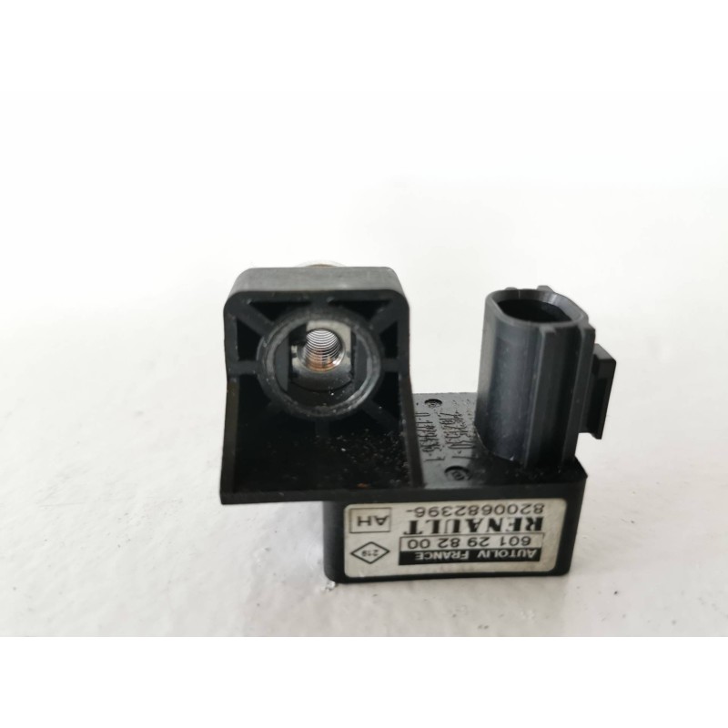Recambio de sensor impacto para renault megane ii coupe/cabrio confort authentique referencia OEM IAM 8200682396AH Recambio de sensor impacto para renault megane ii coupe/cabrio confort authentique referencia OEM IAM 8200682396AH