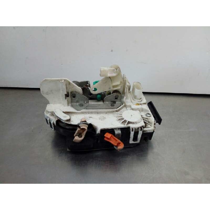 Recambio de cerradura puerta delantera izquierda para dodge caliber s referencia OEM IAM Recambio de cerradura puerta delantera izquierda para dodge caliber s referencia OEM IAM
