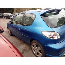 peugeot 206 berlina del año 2004