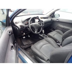 peugeot 206 berlina del año 2004