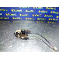 Recambio de cerradura puerta trasera izquierda para mazda 626 berlina (gf) 2.0 ditd ac referencia OEM IAM   