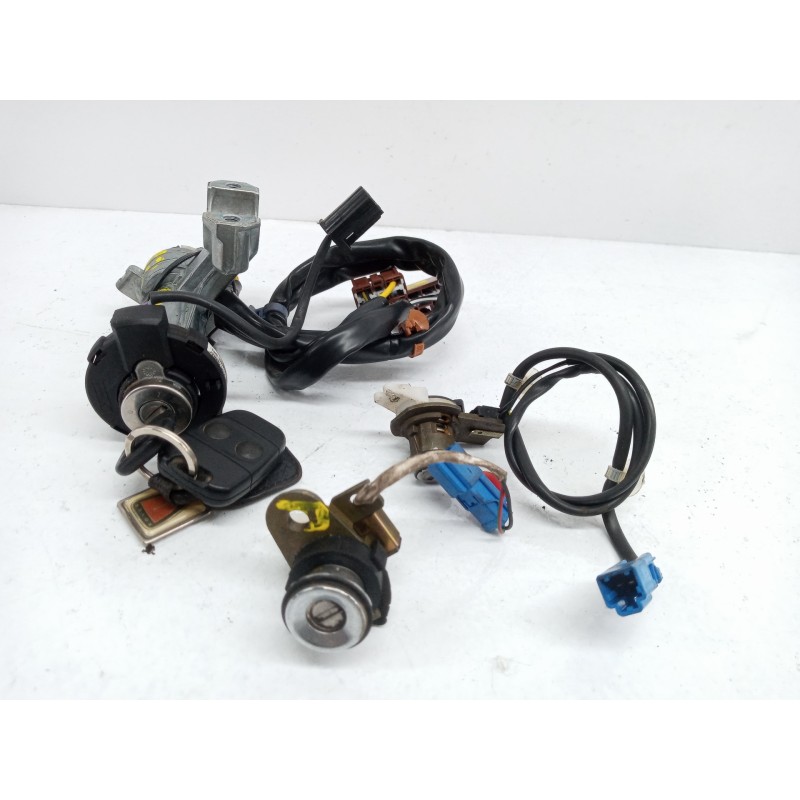 Recambio de antirrobo para mg rover serie 45 (rt) classic (4-ptas.) referencia OEM IAM Recambio de antirrobo para mg rover serie 45 (rt) classic (4-ptas.) referencia OEM IAM