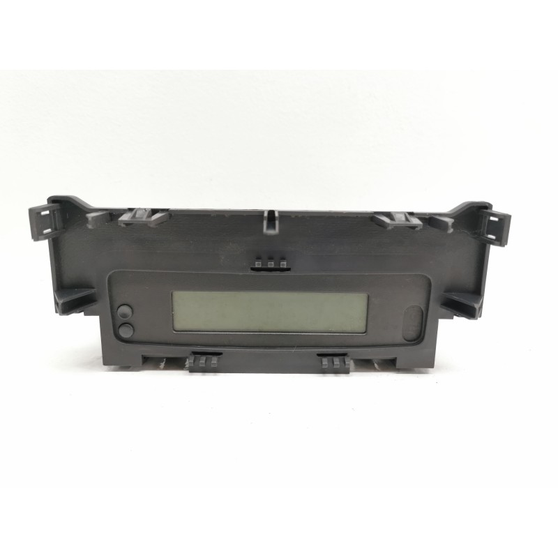 Recambio de pantalla multifuncion para renault megane ii familiar dynamique referencia OEM IAM 8200290542C Recambio de pantalla multifuncion para renault megane ii familiar dynamique referencia OEM IAM 8200290542C