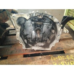Recambio de caja cambios para renault 12 4 puertas referencia OEM IAM 35256  