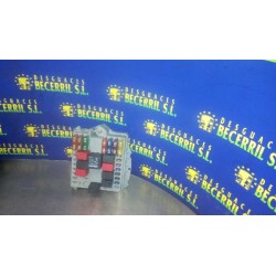 Recambio de caja reles / fusibles para fiat punto berlina (188) 1.2 16v elx referencia OEM IAM 46760257  