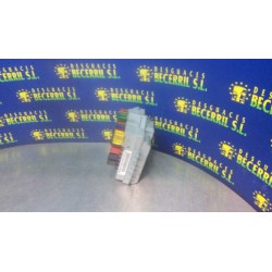 Recambio de caja reles / fusibles para fiat punto berlina (188) 1.2 16v elx referencia OEM IAM 46760257  