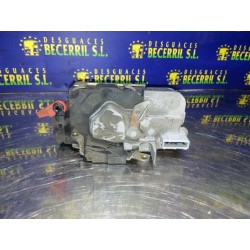 Recambio de cerradura puerta trasera derecha para citroen xsara berlina 2.0 hdi satisfaction referencia OEM IAM 913884  