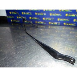 Recambio de brazo limpia delantero derecho para peugeot 207 xs referencia OEM IAM 6429AN  