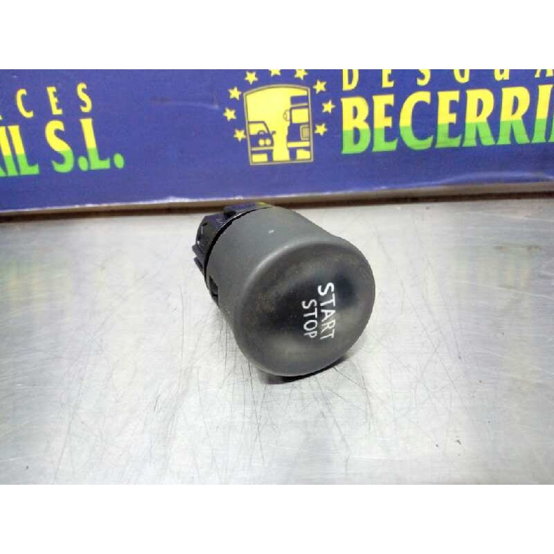 Recambio de interruptor para renault scenic ii grand confort expression referencia OEM IAM 1927937 Recambio de interruptor para renault scenic ii grand confort expression referencia OEM IAM 1927937