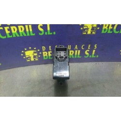 Recambio de mando elevalunas trasero derecho para chevrolet tacuma se referencia OEM IAM 96190777  