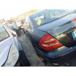 mercedes clase e (w211) berlina del año 2002