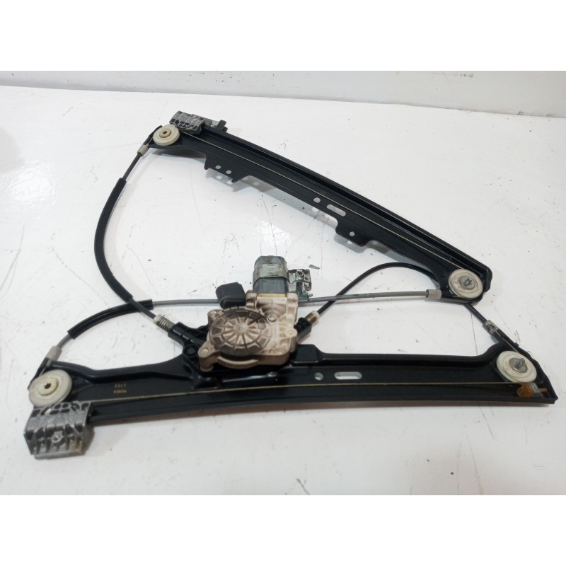Recambio de elevalunas delantero izquierdo para bmw serie 5 berlina (e60) 530d referencia OEM IAM 6922267 Recambio de elevalunas delantero izquierdo para bmw serie 5 berlina (e60) 530d referencia OEM IAM 6922267