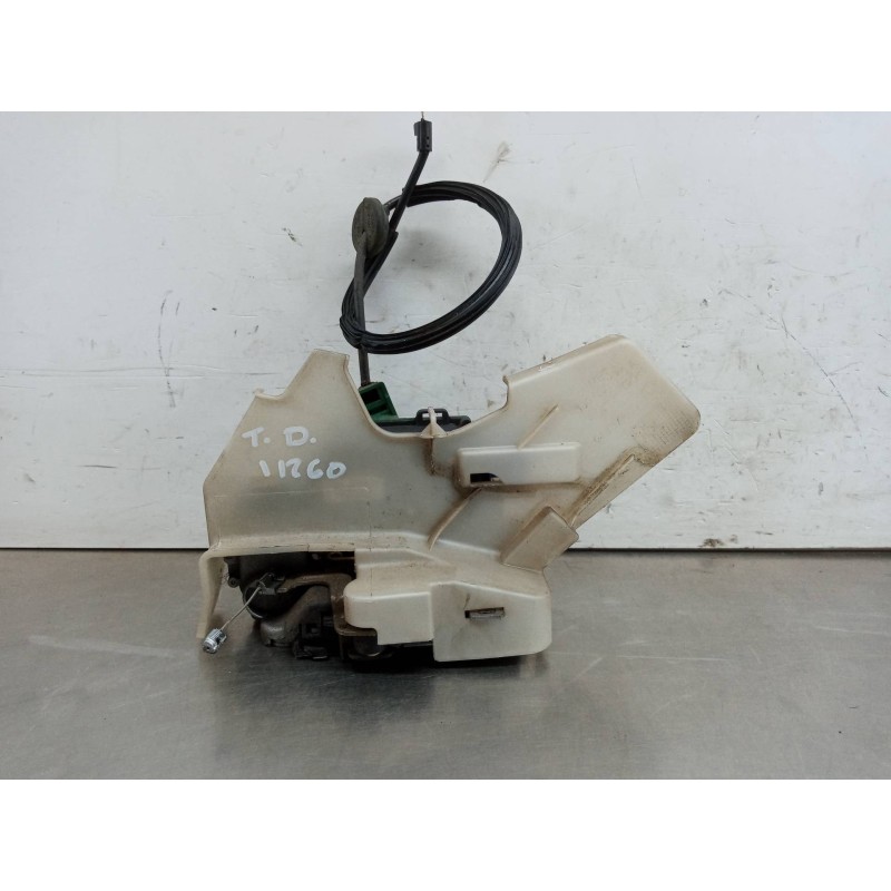 Recambio de cerradura puerta trasera derecha para volkswagen polo (9n1) conceptline referencia OEM IAM Recambio de cerradura puerta trasera derecha para volkswagen polo (9n1) conceptline referencia OEM IAM