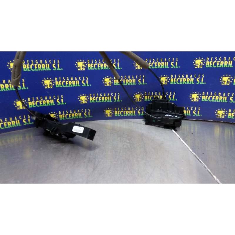 Recambio de cerradura puerta trasera derecha para renault kangoo profesional referencia OEM IAM Recambio de cerradura puerta trasera derecha para renault kangoo profesional referencia OEM IAM