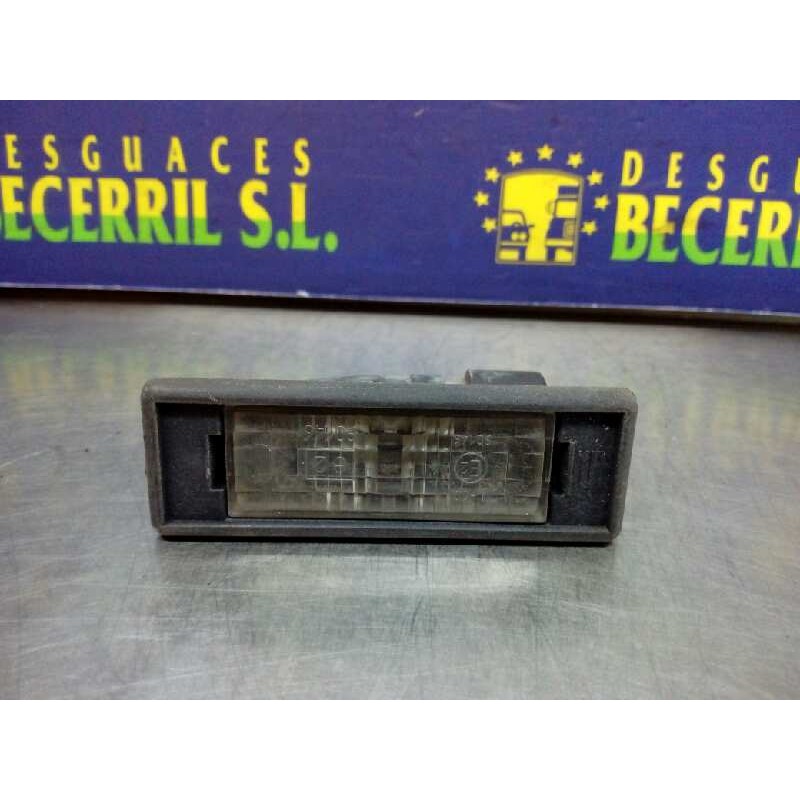 Recambio de piloto matricula para peugeot 106 (s2) kid d referencia OEM IAM Recambio de piloto matricula para peugeot 106 (s2) kid d referencia OEM IAM