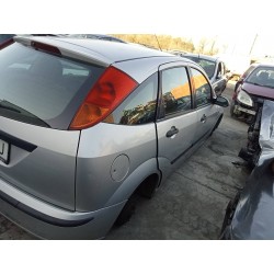 ford focus berlina (cak) del año 2002