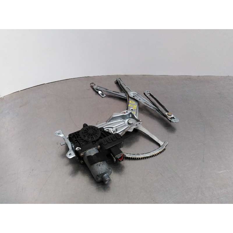 Recambio de elevalunas delantero derecho para opel zafira a elegance referencia OEM IAM Recambio de elevalunas delantero derecho para opel zafira a elegance referencia OEM IAM