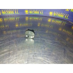 Recambio de mando elevalunas delantero derecho para ford fiesta (cbk) ghia referencia OEM IAM 1107243  
