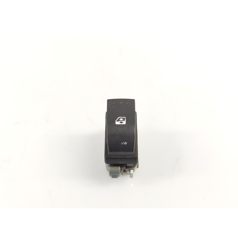 Recambio de mando elevalunas trasero izquierdo para renault scenic ii confort expression referencia OEM IAM 8200315029  