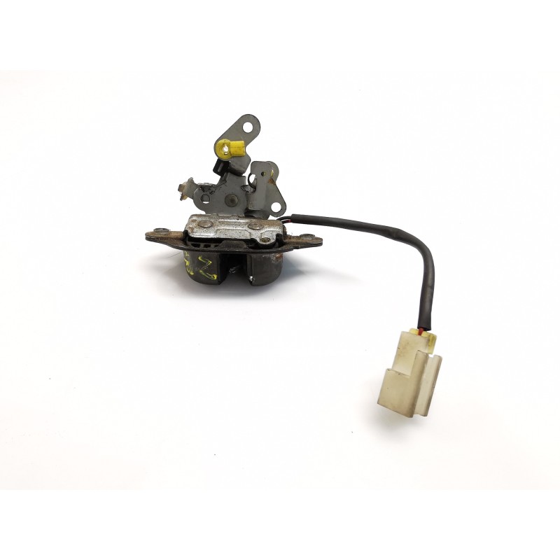 Recambio de cerradura maletero / porton para nissan serena (c23m) referencia OEM IAM Recambio de cerradura maletero / porton para nissan serena (c23m) referencia OEM IAM