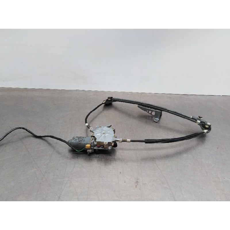 Recambio de elevalunas delantero derecho para audi 80/90 (811/813/853) 90 básico referencia OEM IAM Recambio de elevalunas delantero derecho para audi 80/90 (811/813/853) 90 básico referencia OEM IAM