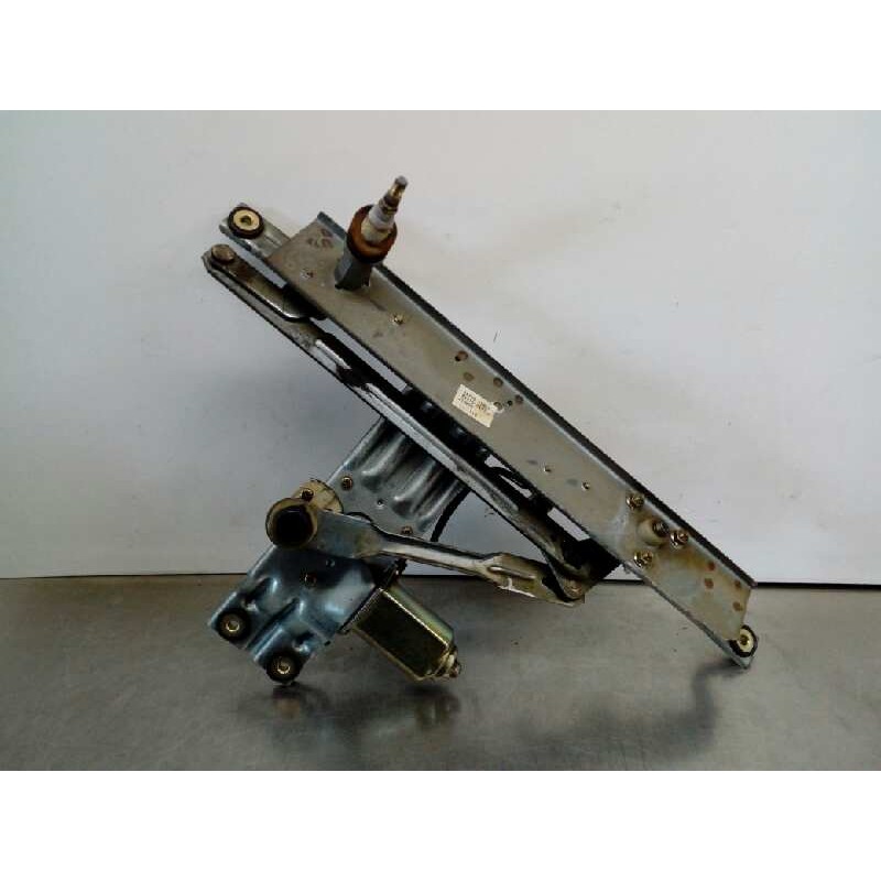 Recambio de motor limpia trasero para nissan terrano (wd21) 2.7 td referencia OEM IAM Recambio de motor limpia trasero para nissan terrano (wd21) 2.7 td referencia OEM IAM
