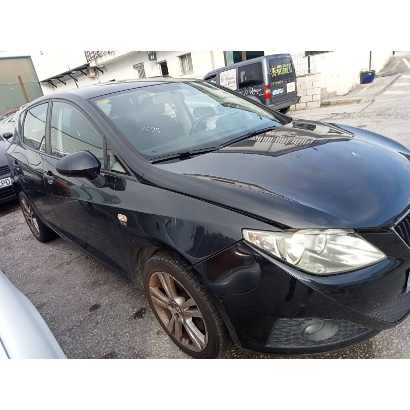 seat ibiza (6j5) del año 2008