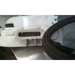 Recambio de cerradura puerta delantera izquierda para citroen c3 1.4 sx referencia OEM IAM 46982980  