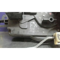 Recambio de cerradura puerta delantera derecha para opel astra h berlina elegance referencia OEM IAM 13128112  
