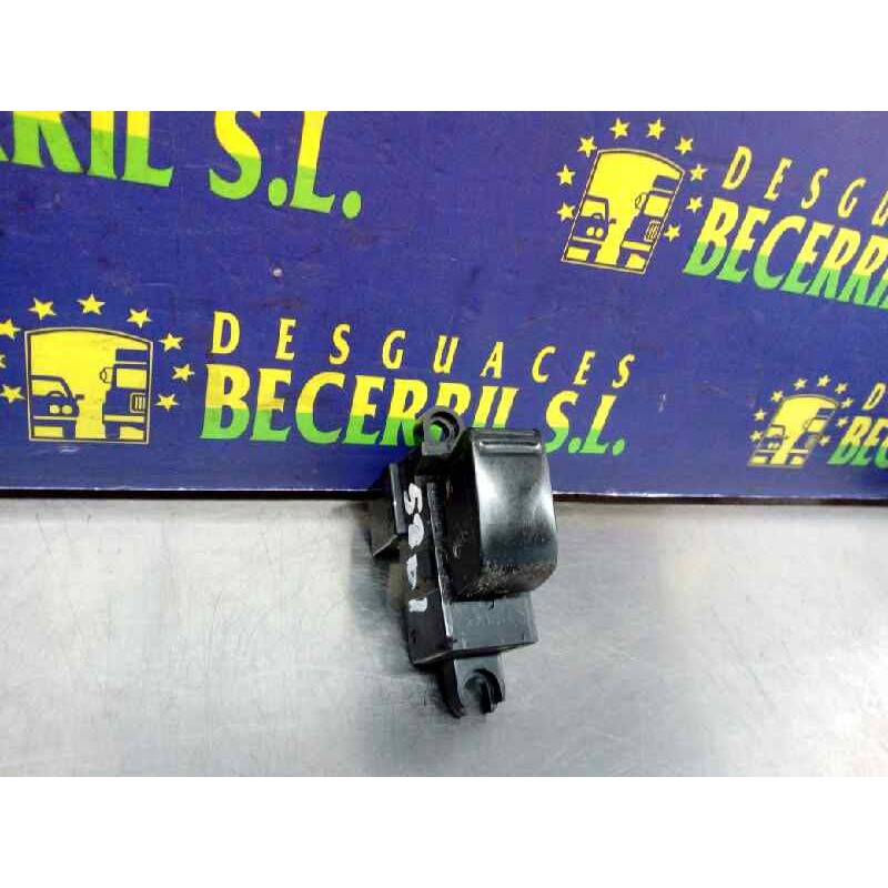Recambio de mando elevalunas delantero derecho para nissan primera berlina (p12) acenta referencia OEM IAM Recambio de mando elevalunas delantero derecho para nissan primera berlina (p12) acenta referencia OEM IAM
