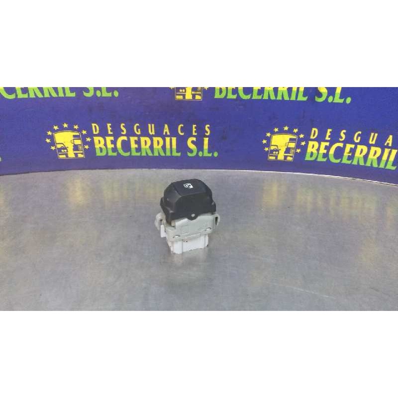 Recambio de mando elevalunas delantero derecho para renault megane ii berlina 5p confort dynamique referencia OEM IAM   