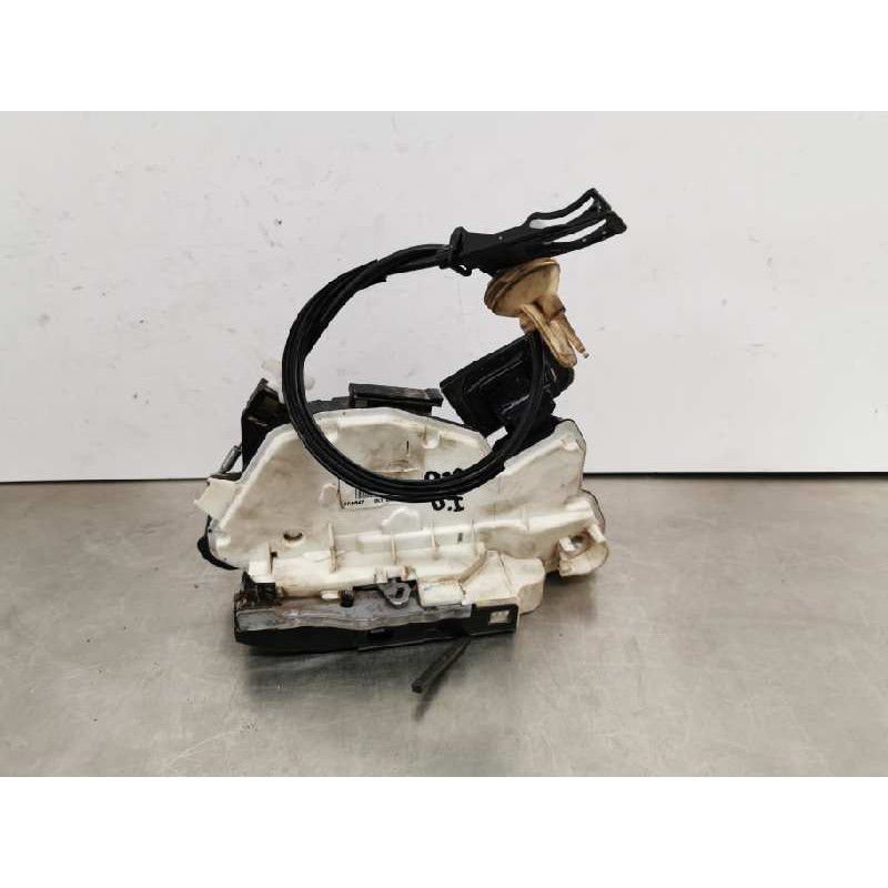 Recambio de cerradura puerta delantera izquierda para volkswagen jetta (162) advance referencia OEM IAM Recambio de cerradura puerta delantera izquierda para volkswagen jetta (162) advance referencia OEM IAM