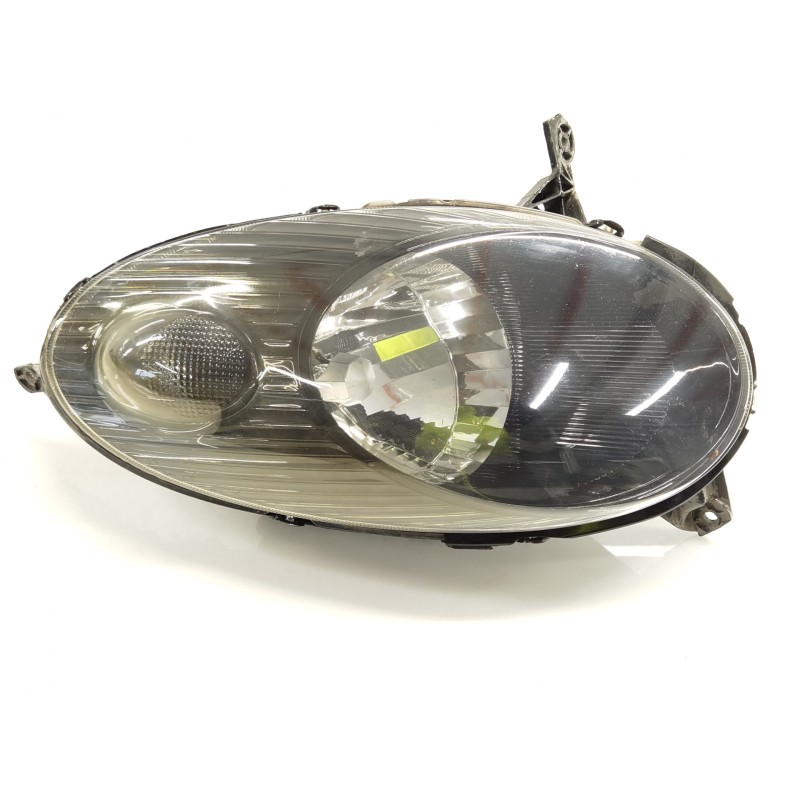 Recambio de faro derecho para nissan micra (k12e) acenta referencia OEM IAM 26060AX705 Recambio de faro derecho para nissan micra (k12e) acenta referencia OEM IAM 26060AX705