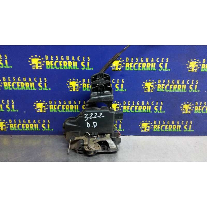 Recambio de cerradura puerta delantera derecha para volkswagen passat variant (3b5) comfortline referencia OEM IAM Recambio de cerradura puerta delantera derecha para volkswagen passat variant (3b5) comfortline referencia OEM IAM
