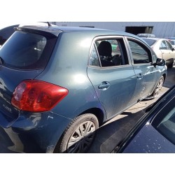 toyota auris del año 2009
