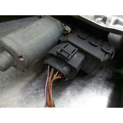 Recambio de elevalunas trasero izquierdo para audi a6 avant (4b5) 2.5 tdi referencia OEM IAM   