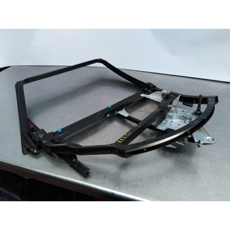 Recambio de elevalunas trasero izquierdo para audi a4 avant (b5) 1.9 tdi referencia OEM IAM 8D0339399A Recambio de elevalunas trasero izquierdo para audi a4 avant (b5) 1.9 tdi referencia OEM IAM 8D0339399A