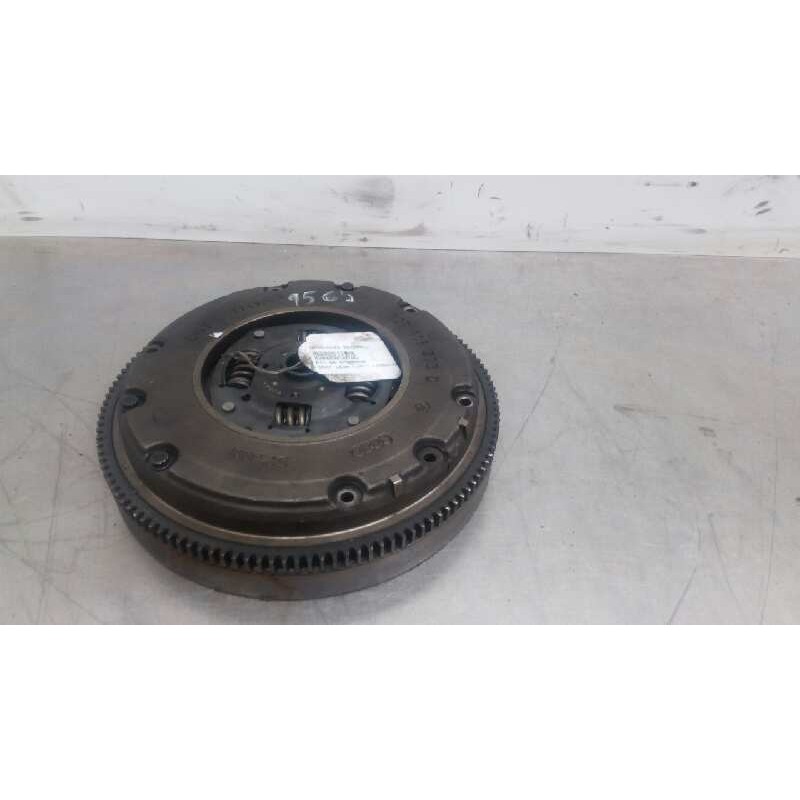 Recambio de kit de embrague para seat leon (1m1) stella referencia OEM IAM   