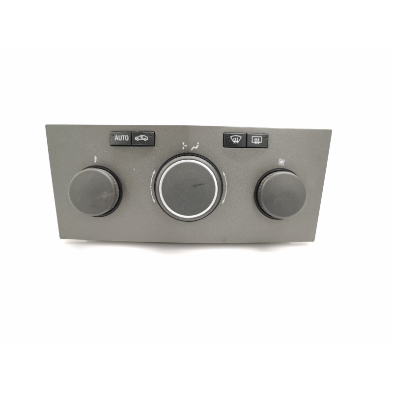 Recambio de mando calefaccion / aire acondicionado para opel zafira b cosmo referencia OEM IAM 13168100 Recambio de mando calefaccion / aire acondicionado para opel zafira b cosmo referencia OEM IAM 13168100