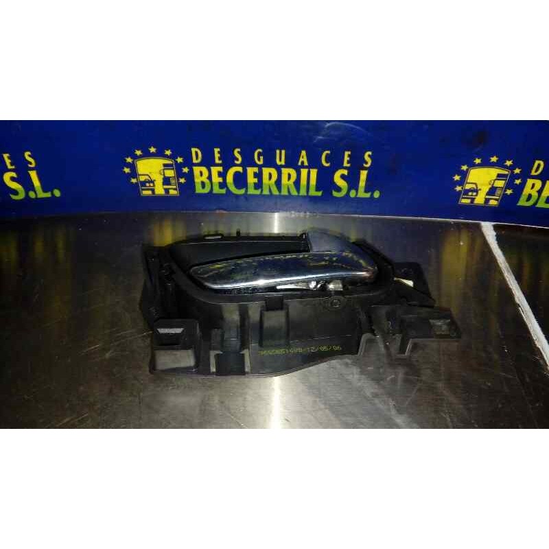 Recambio de maneta interior delantera derecha para peugeot 207 sport referencia OEM IAM Recambio de maneta interior delantera derecha para peugeot 207 sport referencia OEM IAM