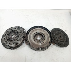 Recambio de kit de embrague para ford mondeo berlina (ge) ambiente (06.2003) (d) referencia OEM IAM   